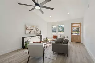 14517 Dennis Ln, Farmers Branch, TX 75234 - Photo 5