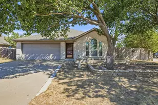 1300 Meadowbrook Ln, Crowley, TX 76036 - Photo 1