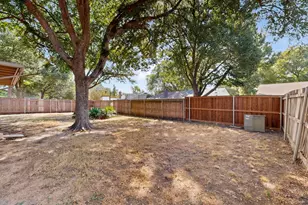1020 Almond Dr, Mansfield, TX 76063 - Photo 39