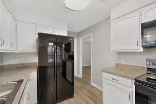 1020 Almond Dr, Mansfield, TX 76063 - Photo 15