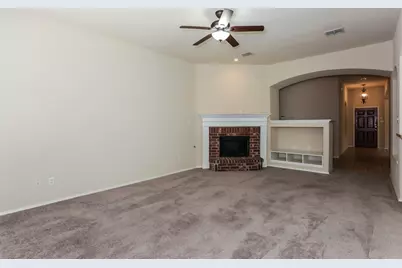 2217 Forest Park Circle, Mansfield, TX 76063 - Photo 5
