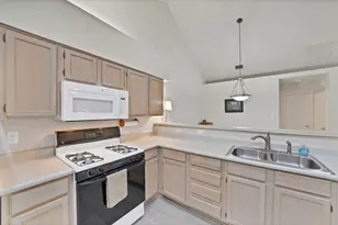 6132 Haley Ln, Fort Worth, TX 76132 - Photo 9
