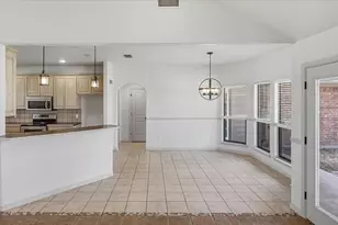 105 Savannah Dr, Weatherford, TX 76087 - Photo 7