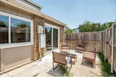 2716 Meadowstone Court, Carrollton, TX 75006 - Photo 23
