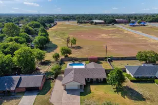 605 Angel Fire Dr, Hewitt, TX 76643 - Photo 5