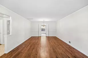 10146 Coveridge Dr, Dallas, TX 75238 - Photo 5