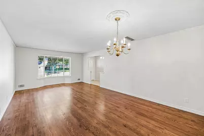 10146 Coveridge Drive, Dallas, TX 75238 - Photo 7
