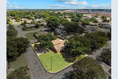 4601 Mandalay Drive, Arlington, TX 76016 - Photo 11