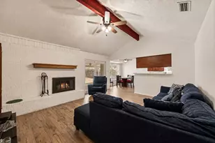 4601 Mandalay Dr, Arlington, TX 76016 - Photo 9