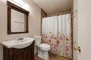 4601 Mandalay Dr, Arlington, TX 76016 - Photo 23