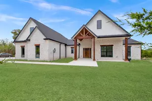 1179 Robertson Rd, Whitewright, TX 76273 - Photo 1