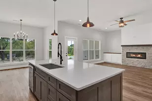 1179 Robertson Rd, Whitewright, TX 76273 - Photo 13