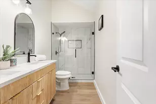 905 Timber Valley Cir, Flower Mound, TX 75028 - Photo 23