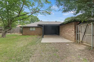 905 Timber Valley Cir, Flower Mound, TX 75028 - Photo 25