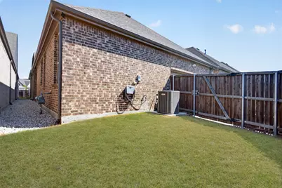 5620 Traveller Drive, North Richland Hills, TX 76180 - Photo 23