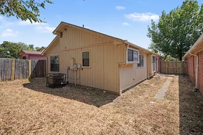 4747 Poppy Drive E, Fort Worth, TX 76137 - Photo 25