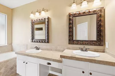1401 Big Falls Drive, Flower Mound, TX 75028 - Photo 25