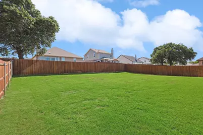 808 Feather Edge Drive, Springtown, TX 76082 - Photo 37