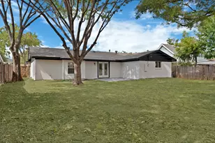 2302 E Mitchell St, Arlington, TX 76010 - Photo 33
