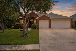 655 Campolina Dr, Grand Prairie, TX 75052 - Photo 1