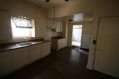 605 E Pine, Edgewood, TX 75117 - Photo 5