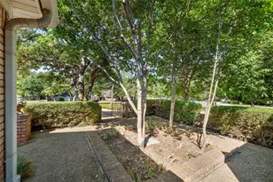 4400 Westchester Dr, Waco, TX 76710 - Photo 35