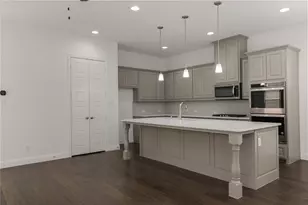 7632 Regal Ln, North Richland Hills, TX 76180 - Photo 3