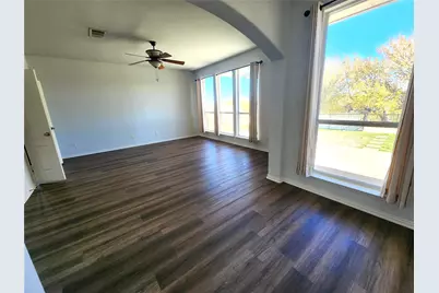 5513 Grenada Drive, Fort Worth, TX 76119 - Photo 17