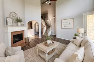 5513 Grenada Dr, Fort Worth, TX 76119 - Photo 3