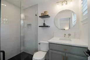 9005 Livenshire Dr, Dallas, TX 75238 - Photo 7