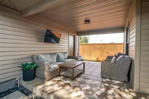 9005 Livenshire Dr, Dallas, TX 75238 - Photo 23