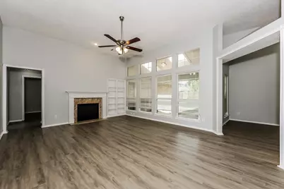 404 Derby Lane, DeSoto, TX 75115 - Photo 5