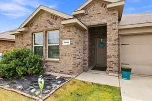 2908 Royal Acres, Denton, TX 76209 - Photo 3