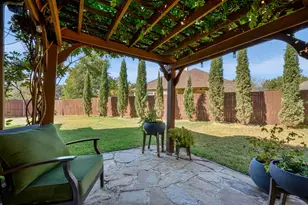 305 Donna Cir, Granbury, TX 76049 - Photo 29