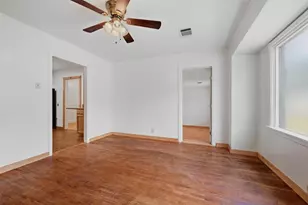 111 Atkinson Dr, Sherman, TX 75092 - Photo 5