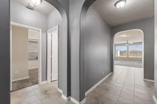 1105 Sierra Blanca Dr, Fort Worth, TX 76028 - Photo 3