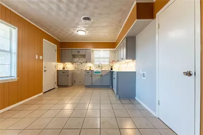 818 Emberwood Drive, Dallas, TX 75232 - Photo 5