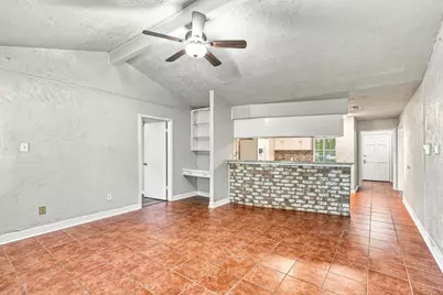 2005 Yorktown Court S, League City, TX 77573 - Photo 7