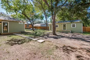 2433 Southwood Dr, Dallas, TX 75233 - Photo 27
