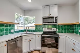2433 Southwood Dr, Dallas, TX 75233 - Photo 11