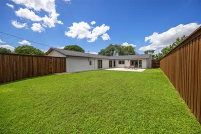 3856 Antigua Drive, Dallas, TX 75244 - Photo 5