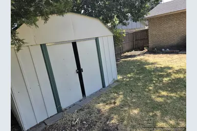 709 Shorecrest Drive, Garland, TX 75040 - Photo 13
