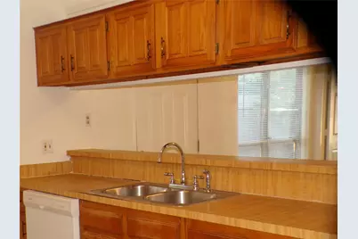 1464 Brook Meadow Circle, Lancaster, TX 75134 - Photo 5
