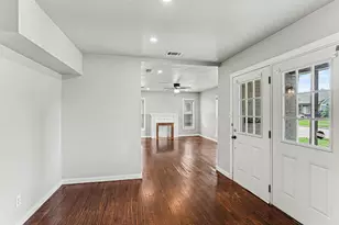 1108 E Robert St, Fort Worth, TX 76104 - Photo 5
