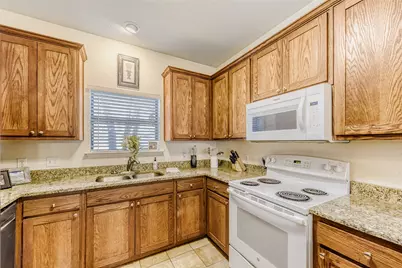 6525 Greenway Road, Fort Worth, TX 76116 - Photo 11