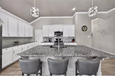 7924 Wilson Cliff Court, White Settlement, TX 76108 - Photo 11