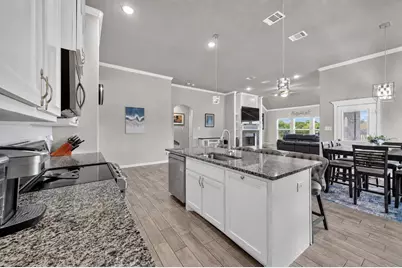7924 Wilson Cliff Court, White Settlement, TX 76108 - Photo 13