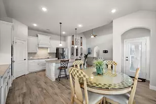 2442 Turning Leaf Ln, Midlothian, TX 76065 - Photo 11