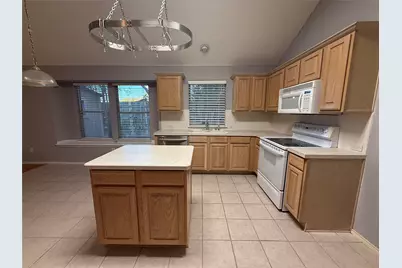 5016 San Jacinto Drive, Haltom City, TX 76137 - Photo 3