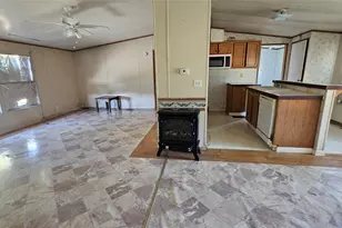 8913 Holly Rd, Alvarado, TX 76009 - Photo 9